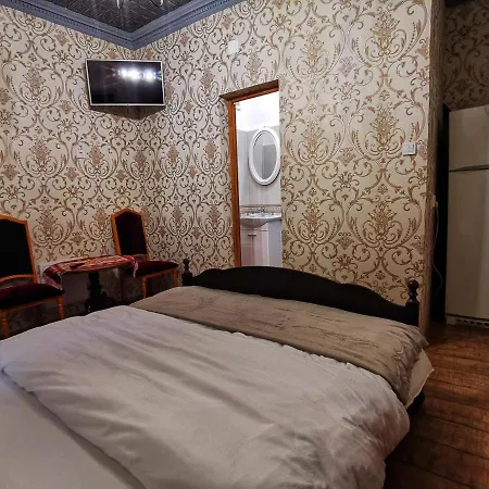 Zira Guest house
