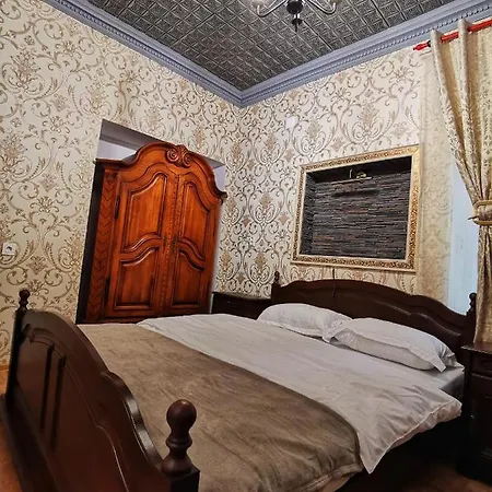 Zira Guest house Brasov