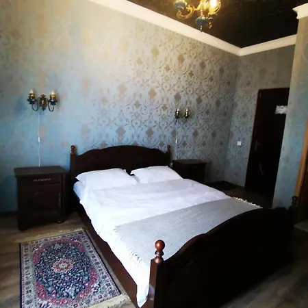 Zira Guest house