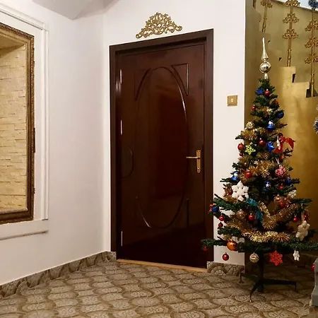 Zira Guest house